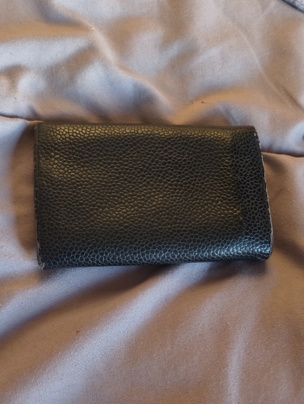 CHANEL Black Caviar Leather Keyholder with Embossed CC - Picture 2 of 8